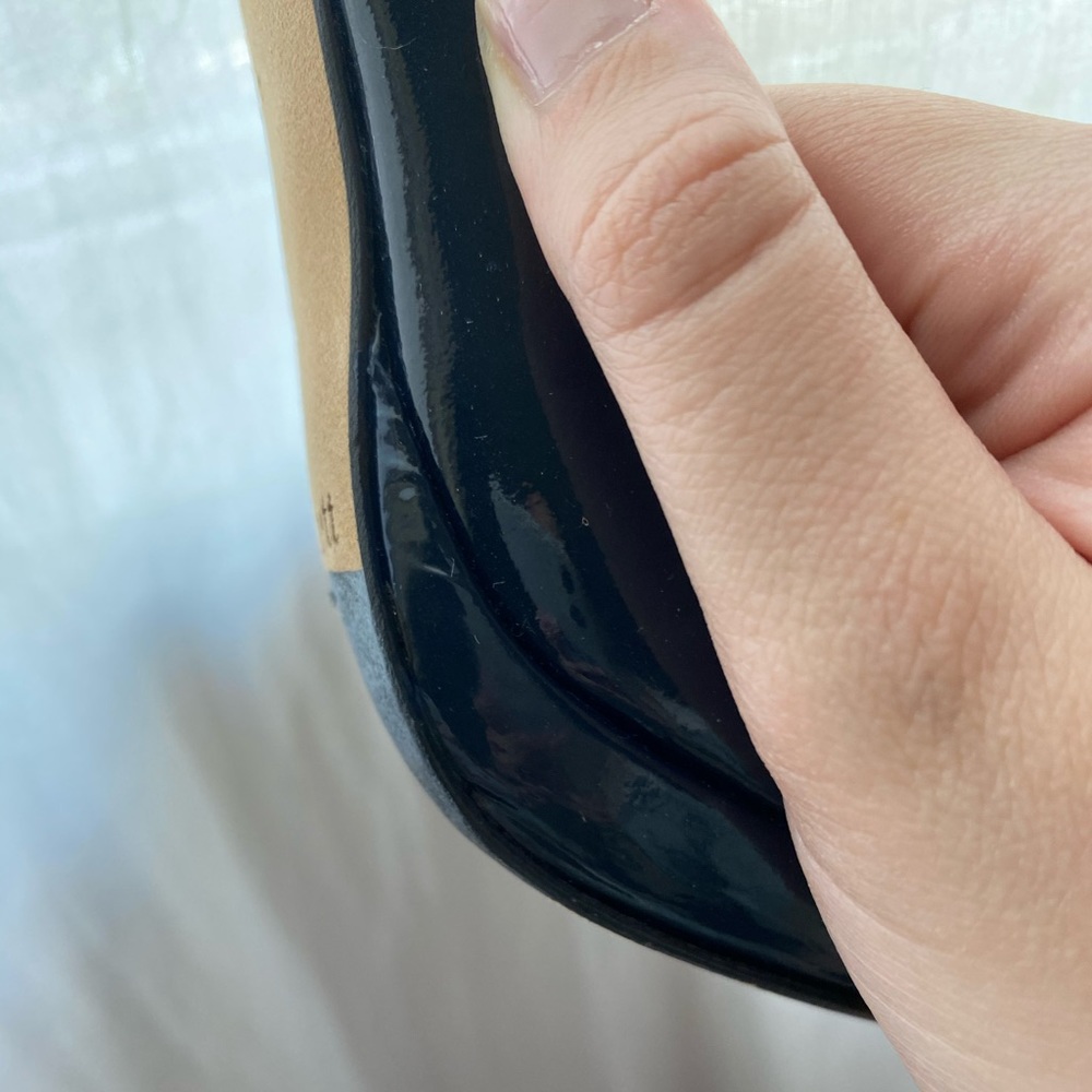 LK Bennett extra pic of one shoe